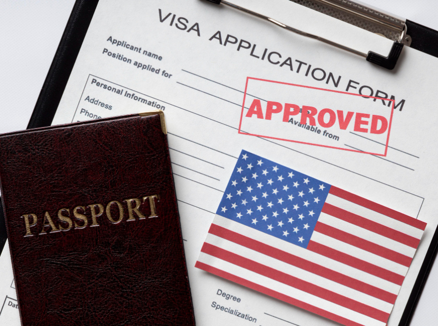 Guide on how to maintain H-1B visa status in the United States